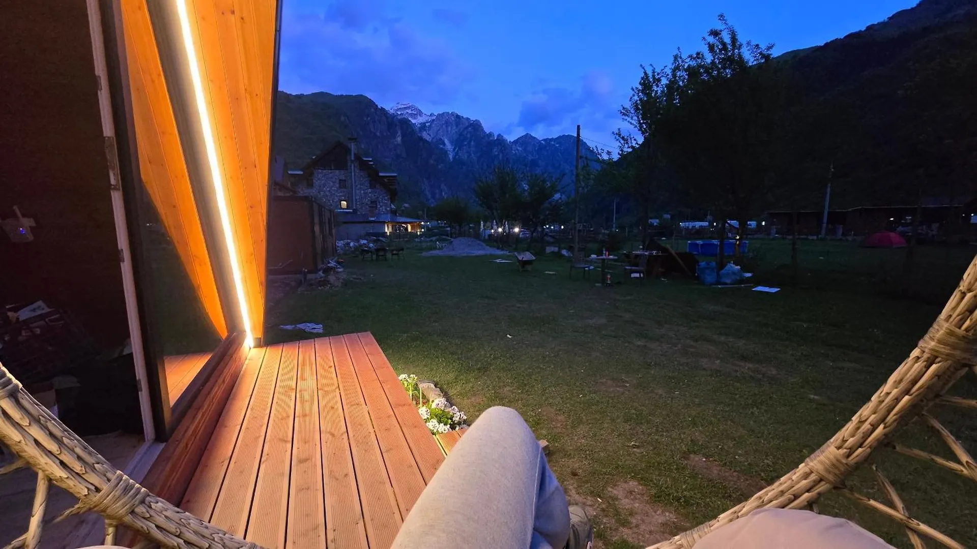 Thethi Sky Lodge House 2 Tatil Evi Theth