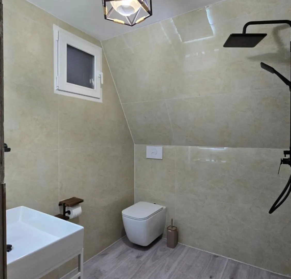 Thethi Sky Lodge House 2 Tatil Evi Theth